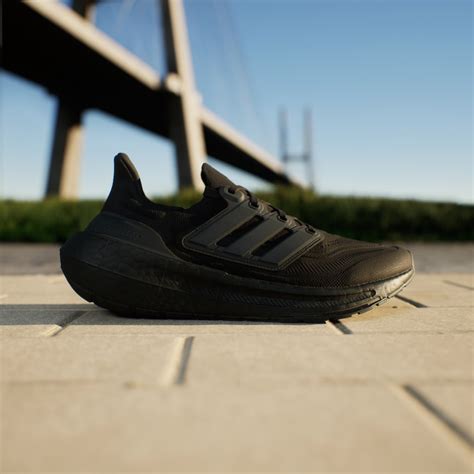 adidas boost 15.1.